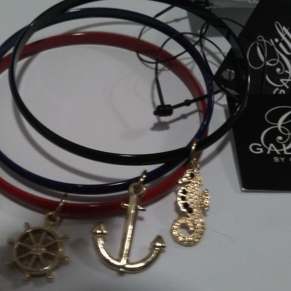 Bangle bracelets Gift Gallery giftcraft charm NWT